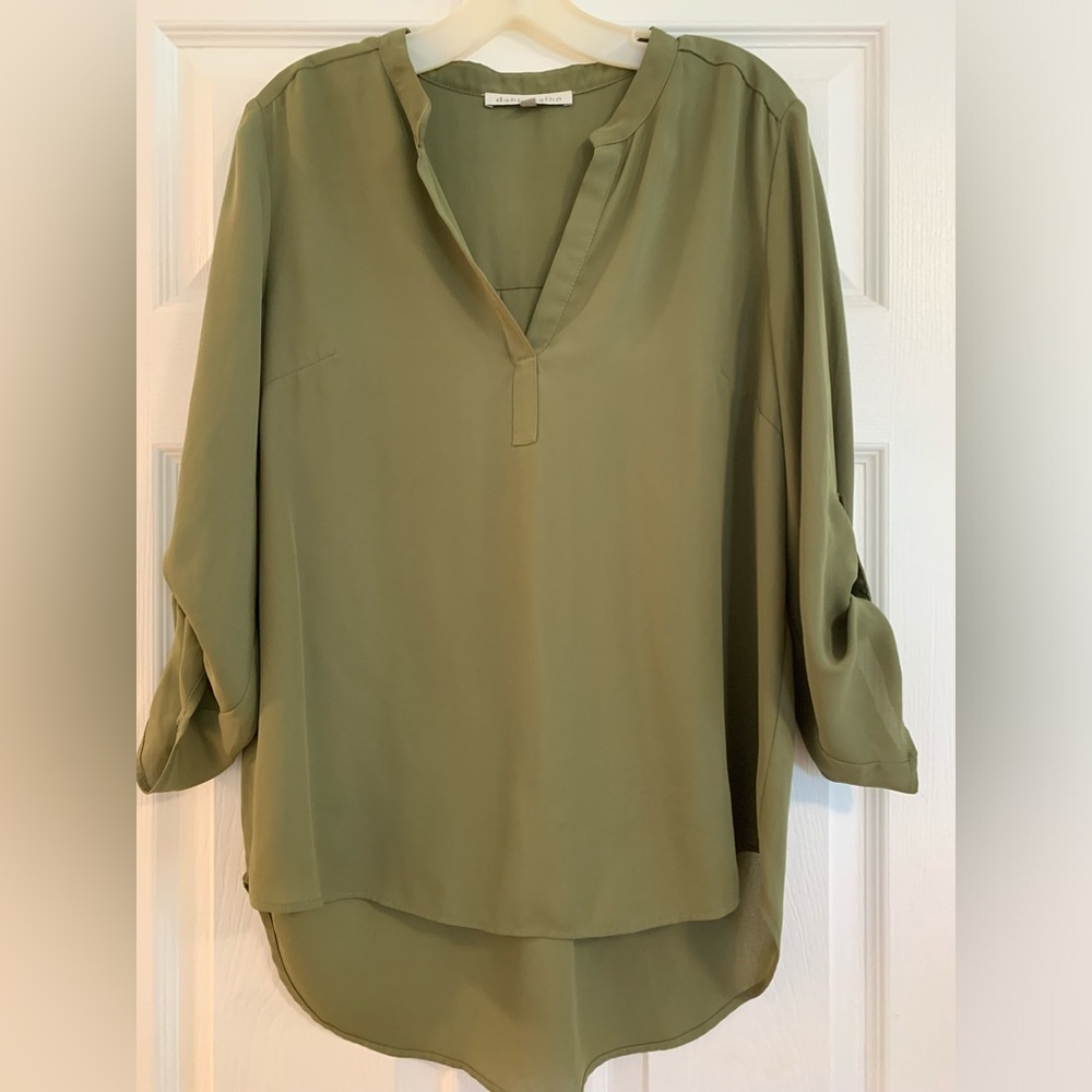 Danielrainn Women’s Blouse
